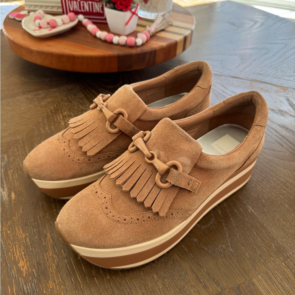 Dolce Vita Jhax Toffee Platform Loafers with Fringe Detail - Picture 2 of 8